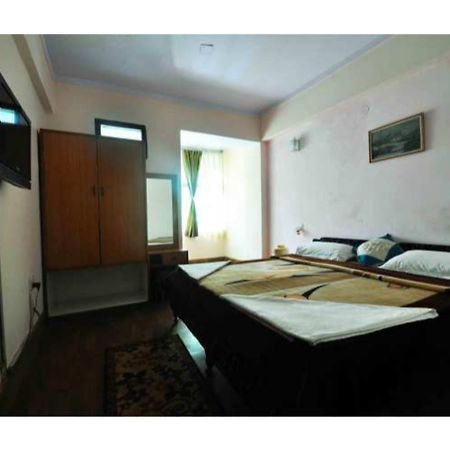 Anamika Hotel 나이니탈 외부 사진